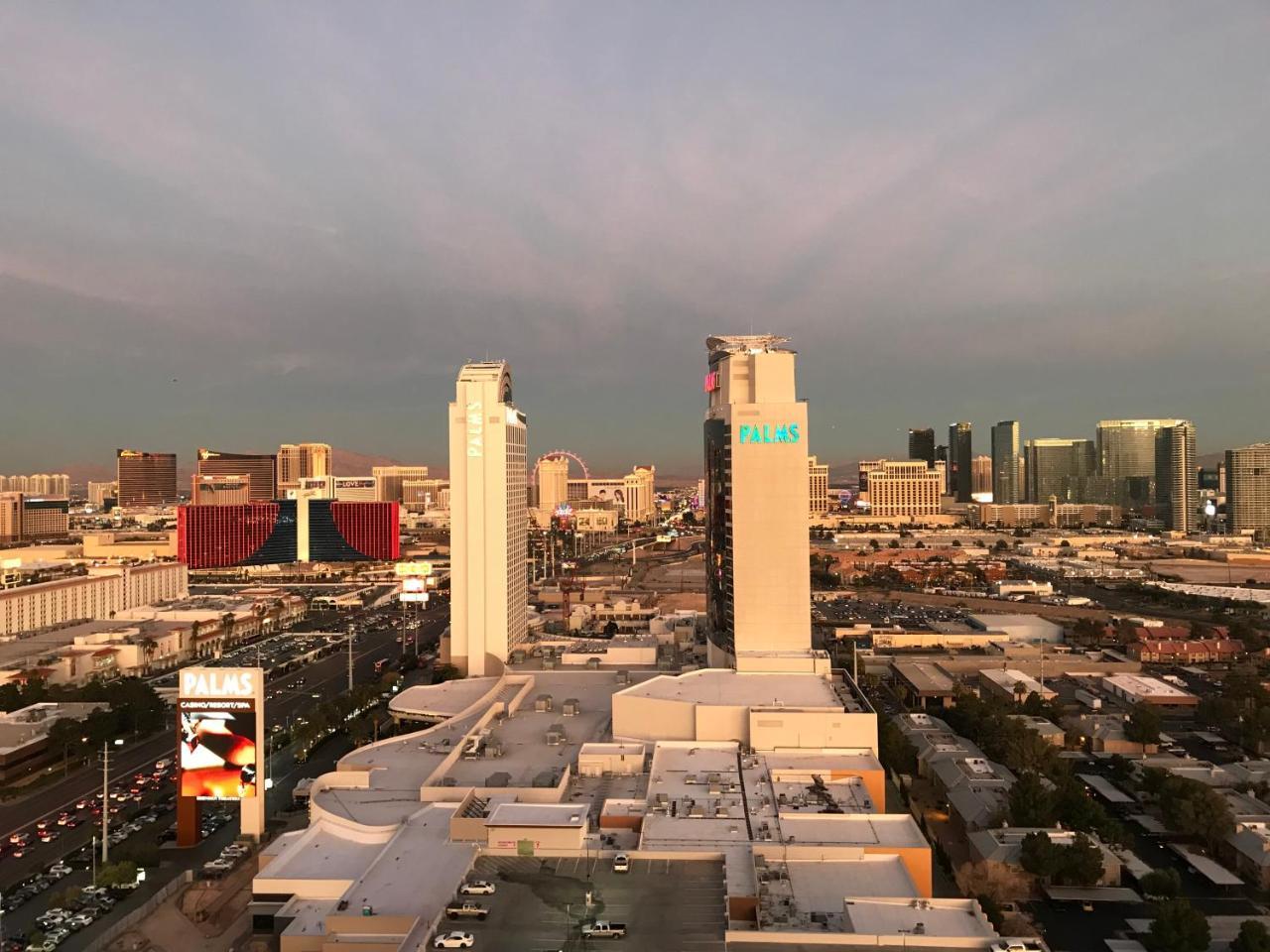 Palms Place - 27Th Floor Strip View Studio Aparthotel Las Vegas Ngoại thất bức ảnh